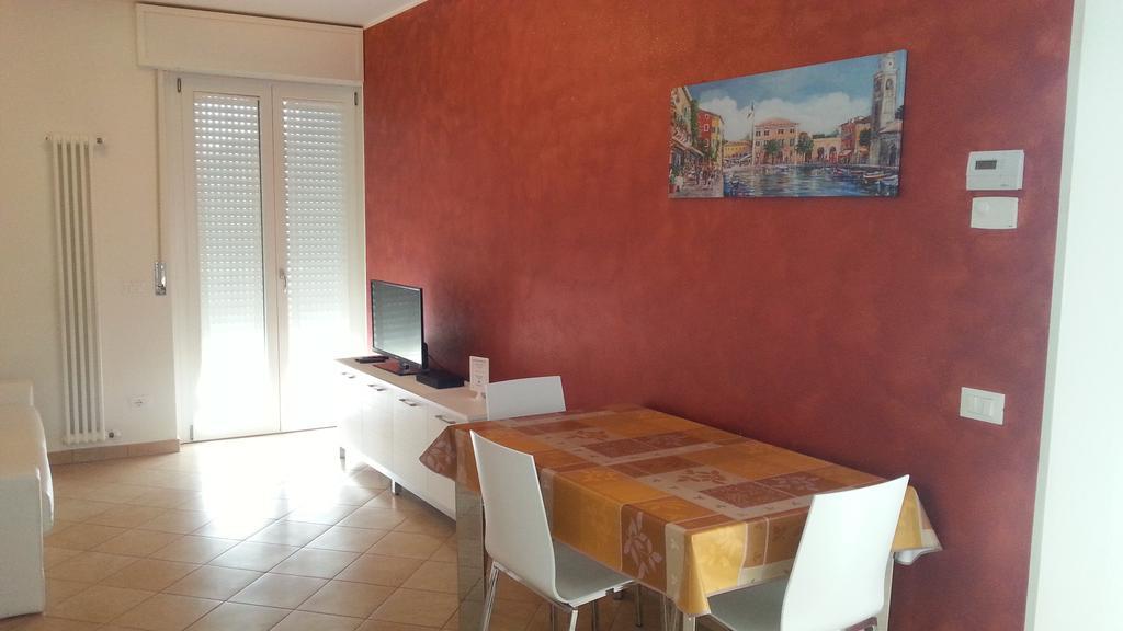 Appartamento Villa Tony Lazise Dış mekan fotoğraf