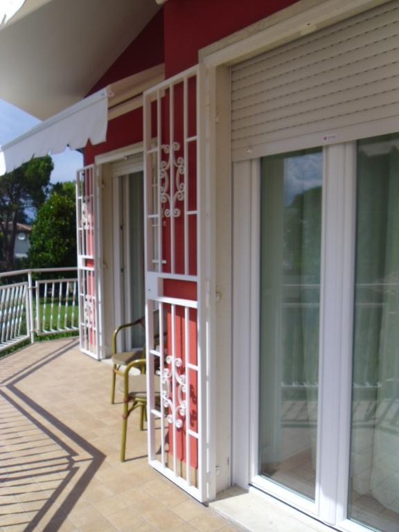 Appartamento Villa Tony Lazise Dış mekan fotoğraf