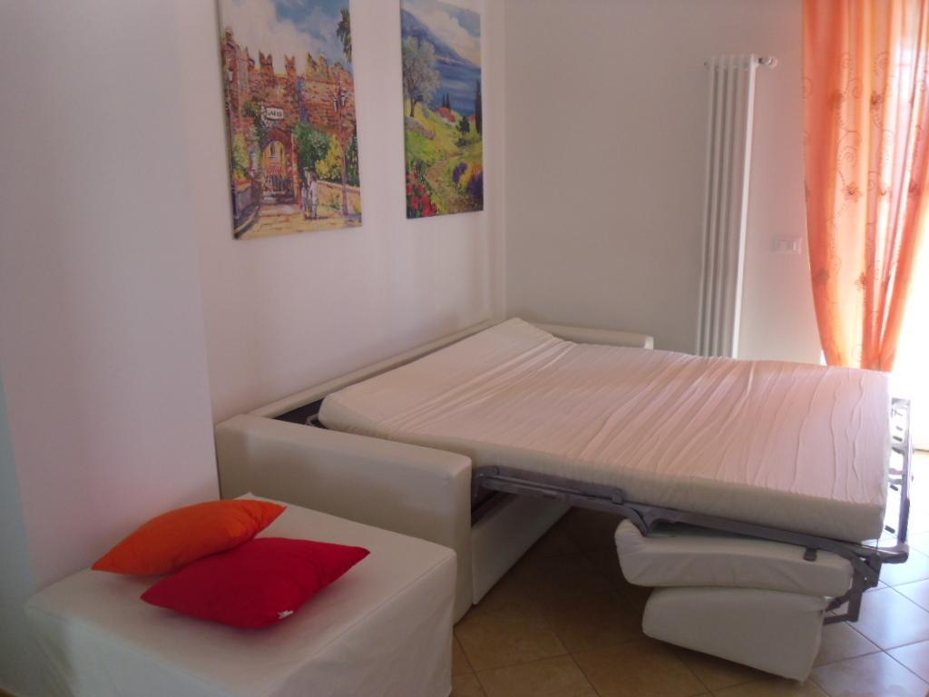 Appartamento Villa Tony Lazise Oda fotoğraf