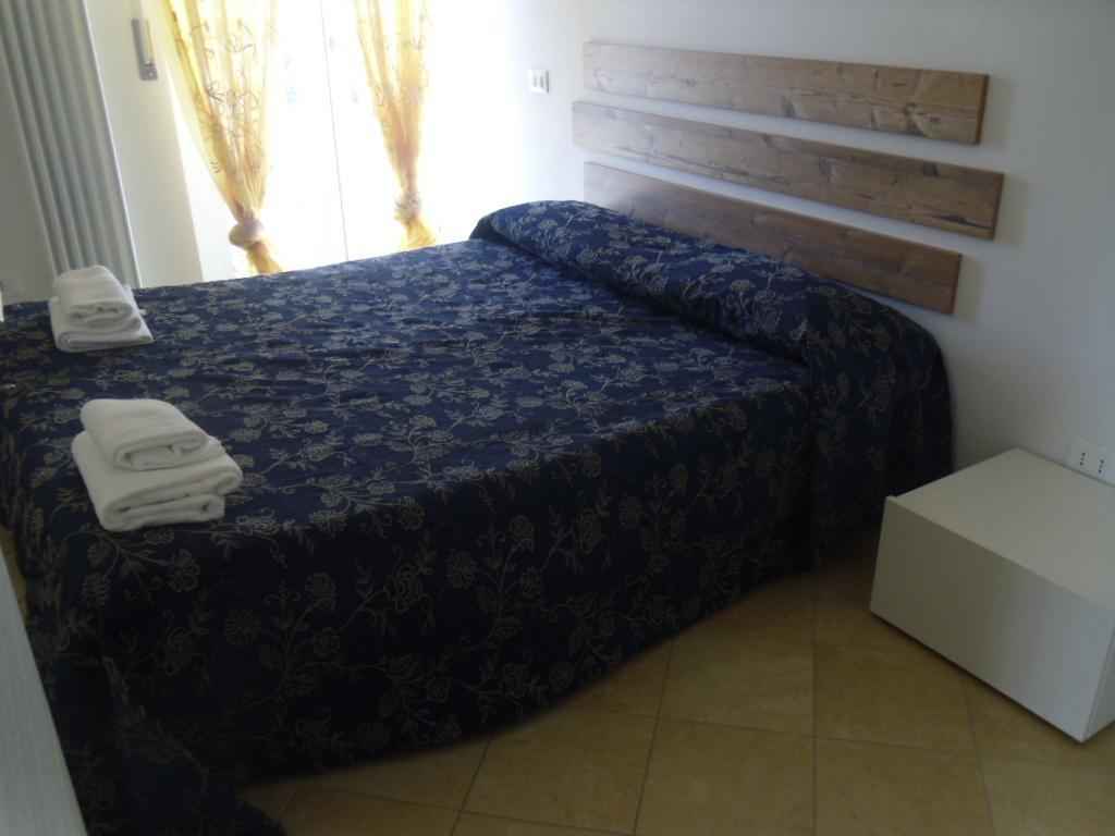 Appartamento Villa Tony Lazise Oda fotoğraf
